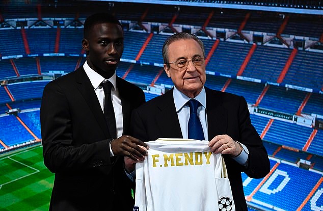 Another day, another Real Madrid player unveiling... Ferland Mendy arrives at Santiago Bernabeu - Bóng Đá