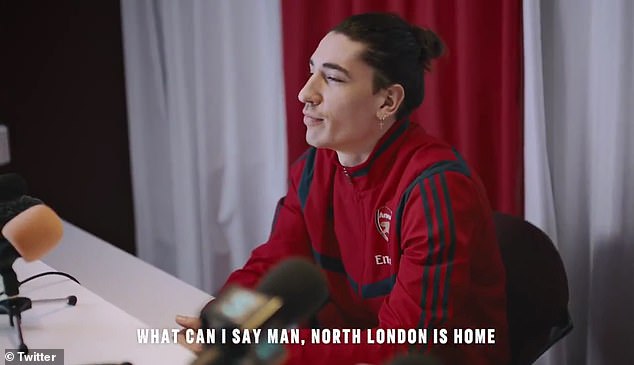 Arsenal tung mẫu áo đấu sân nhà cực chất - Bóng Đá
