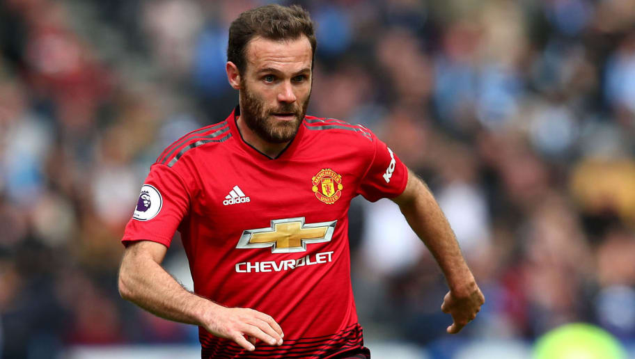 Juan Mata rejected insane offer to stay at Manchester United – report   Read more at https://www.fourfourtwo.com/juan-mata-china-contract-manchester-united#fmce1HycaQ6blLgf.99 - Bóng Đá