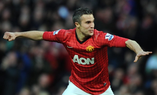 Why Arsenal had to sell Robin van Persie to Manchester United - Bóng Đá