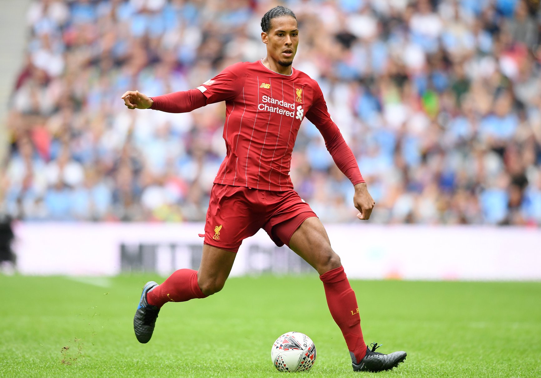 Virgil van Dijk was dribbled past today for the first time since March 2018 - Bóng Đá