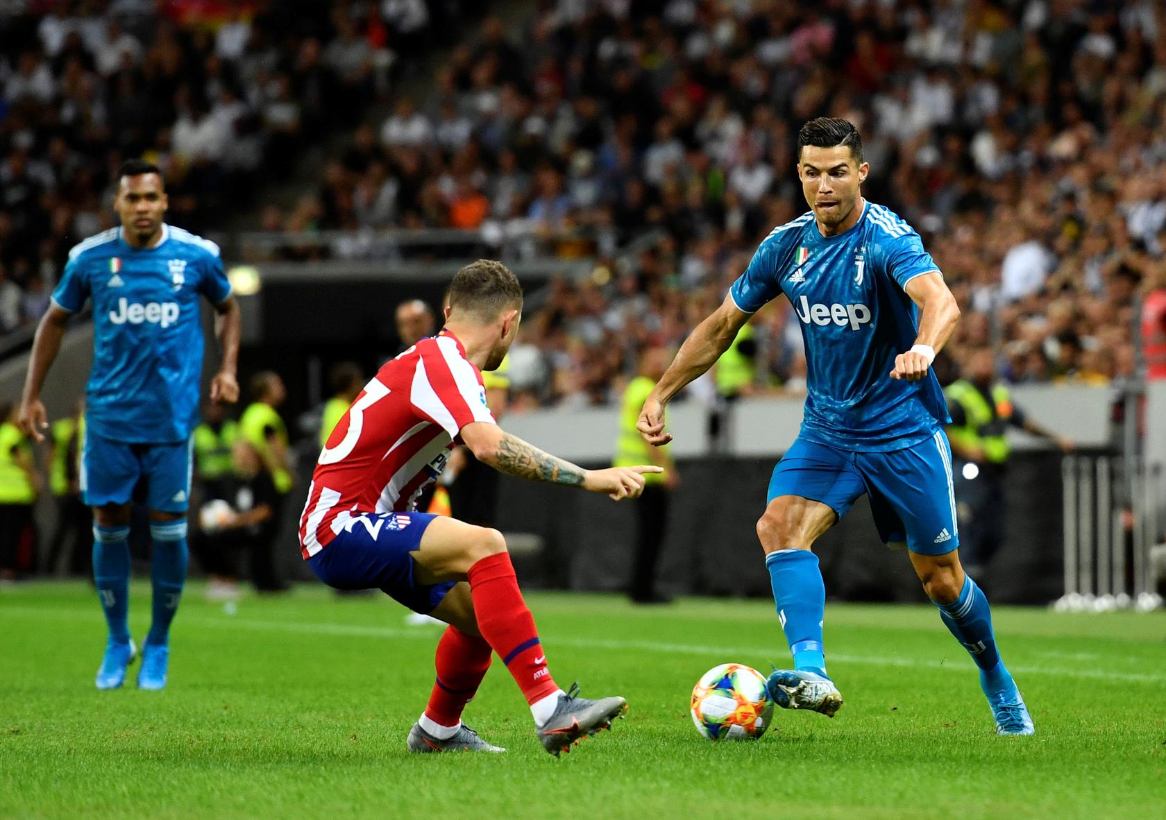 Đàn em cả gan lập cú đúp trước mặt Ronaldo, Atletico nhấn chìm Juve - Bóng Đá