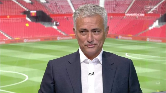 Jose Mourinho backs at Old Trafford - Bóng Đá