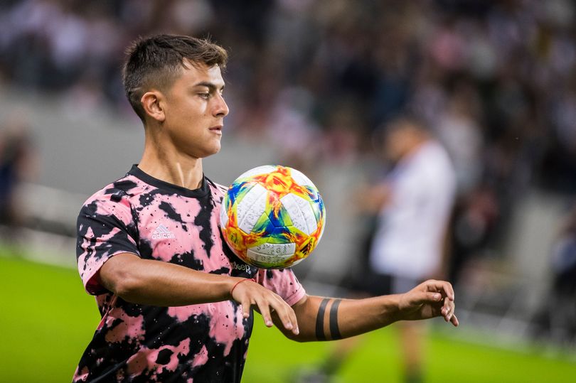 Rio Ferdinand reveals why he's happy Paulo Dybala didn't join Manchester United - Bóng Đá