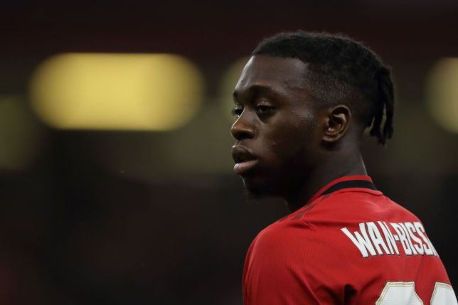 Aaron Wan-Bissaka sends warning to Manchester United squad ahead of Wolves clash - Bóng Đá