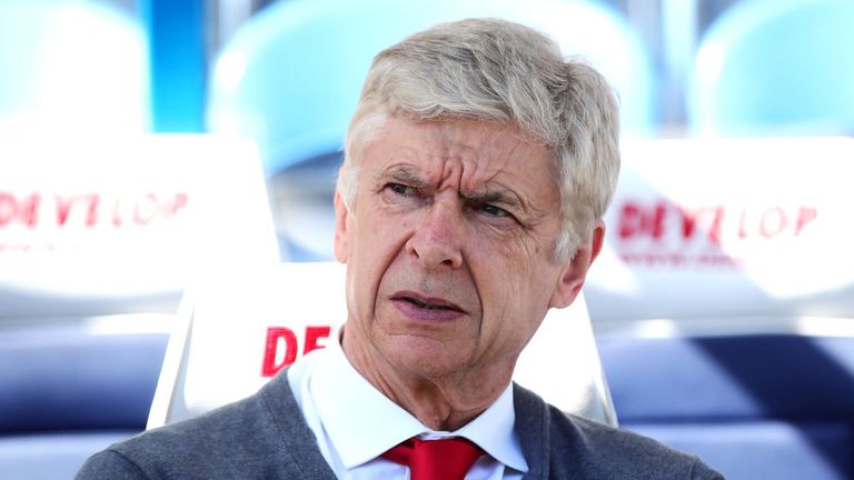 Arsenal, Man Utd or Chelsea? Arsene Wenger names the team with the potential to challenge Premier League top two - Bóng Đá