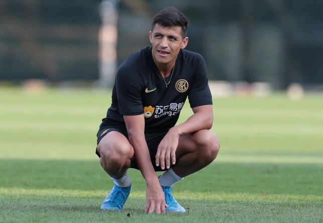 Alexis Sanchez blames playing time and constant changes for flopping at Manchester United - Bóng Đá