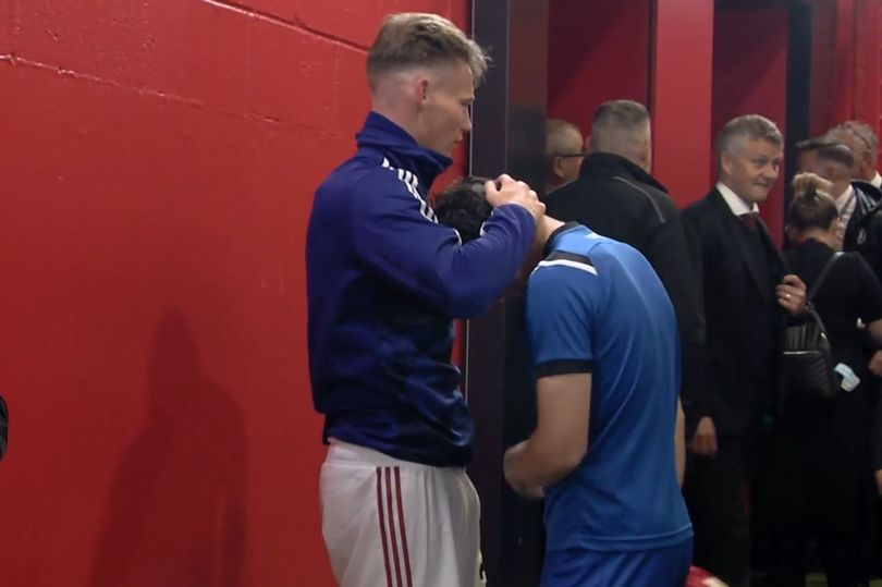 What happened in the Manchester United tunnel after Rochdale tie - Bóng Đá