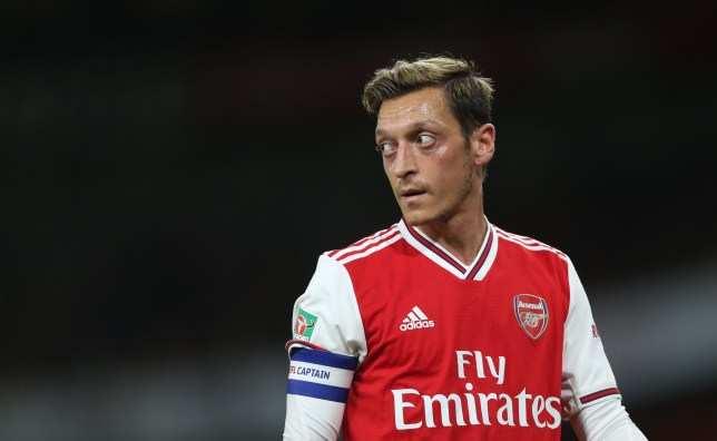 Why Mesut Ozil has missed Arsenal 3 consecutive games? - Bóng Đá