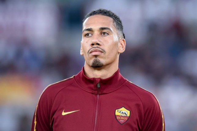 Manchester United set asking price for Chris Smalling after talks with Roma - Bóng Đá