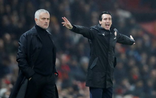  Mourinho 'dines with Arsenal chief Sanllehi' with Emery on the brink - Bóng Đá