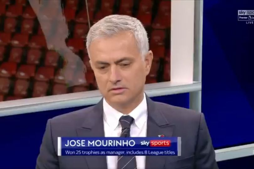 Jose Mourinho tells Man City the key to beating Liverpool FC at Anfield - Bóng Đá
