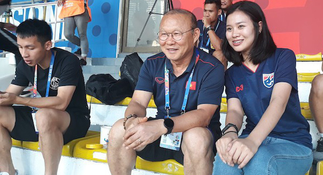 Thái Lan lọt lưới 2 quả, HLV Park Hang-seo hành động bí hiểm - Bóng Đá