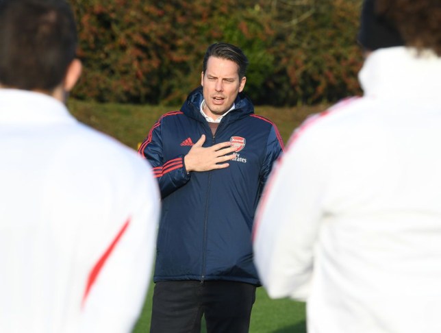 Josh Kroenke reveals the two reasons Arsenal sacked Unai Emery and sends message to Freddie Ljungberg - Bóng Đá