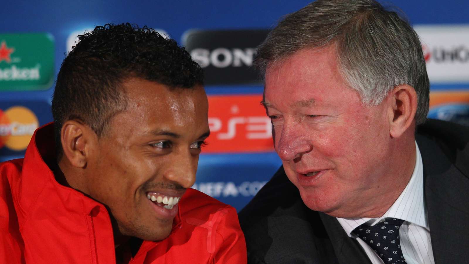 Ex-Man Utd winger Nani: In England, you can be drunk at training on New Year & the coach doesn't care! - Bóng Đá
