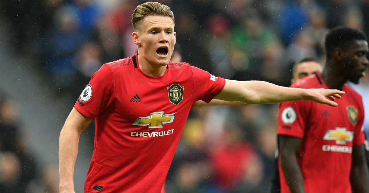 Manchester United midfielder Scott McTominay pictured on crutches after injury - Bóng Đá