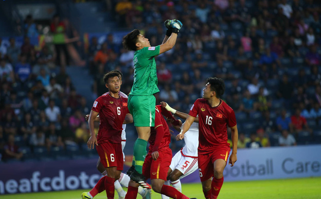 Tiến Dũng chính là điểm sáng của U23 Việt Nam - Bóng Đá