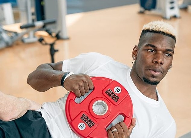 Paul Pogba steps up recovery from ankle surgery - and ould return for derby on March 8 - Bóng Đá