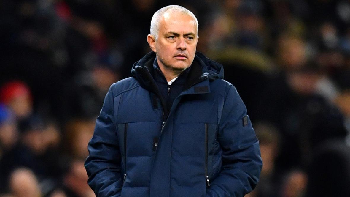 Jose Mourinho explains angry Dele Alli outburst during RB Leipzig defeat - Bóng Đá