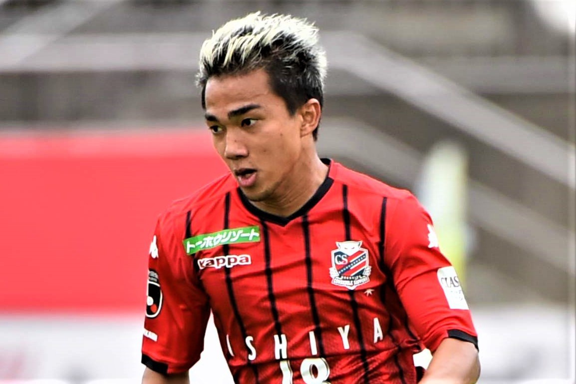 Chanathip cú đúp kiến tạo, Dangda lập kỷ lục ở J-League - Bóng Đá