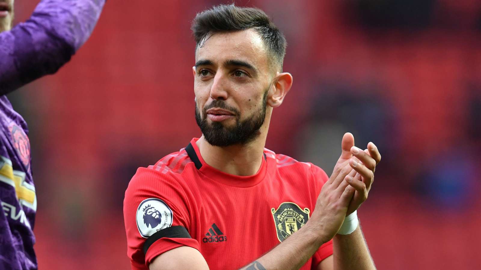 Fernandes signing shows Man Utd are moving in right direction, says Woodward - Bóng Đá
