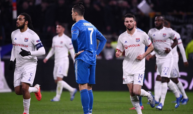 Juventus' second leg against Lyon in the Champions League could move to a neutral venue with the game under threat amid the coronavirus crisis - Bóng Đá