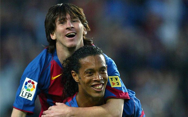 Lionel Messi denies he will spend £3.25m to help Ronaldinho get out of jail as icon loses appeal for release - Bóng Đá