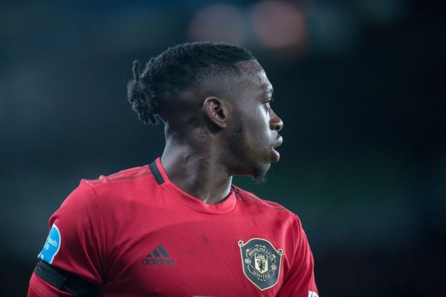 Rio Ferdinand praises Manchester United star Aaron Wan-Bissaka’s defensive ability and hints at position swap - Bóng Đá