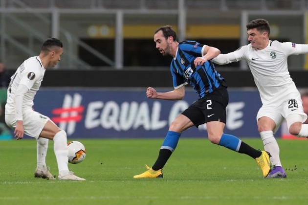 Tottenham to rival Man Utd in transfer race for Inter Milan defender Diego Godin - Bóng Đá