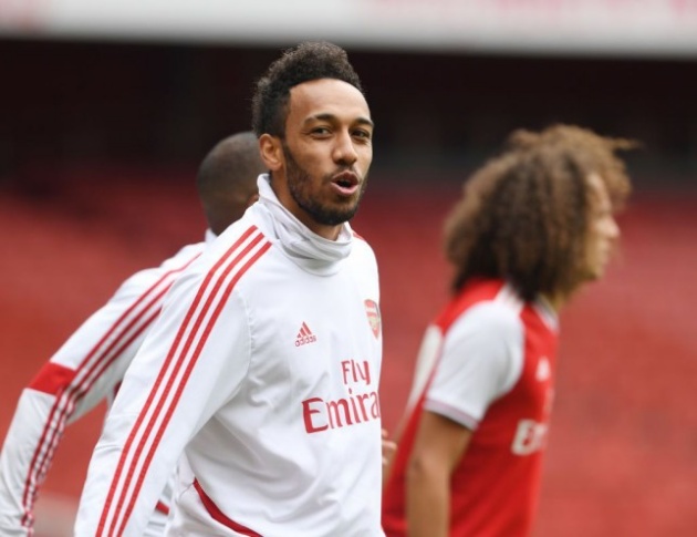 Pierre-Emerick Aubameyang says it’s up to Arsenal to convince him to sign new deal - Bóng Đá