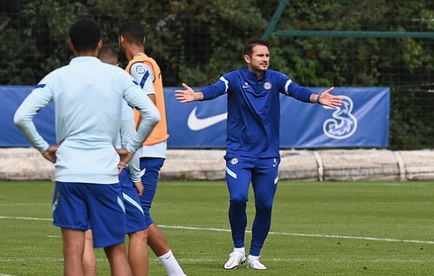 Frank Lampard's pre-season plans dashed as Chelsea are hit by Covid-19 outbreak... with MULTIPLE players testing positive ahead of proposed return to training - Bóng Đá