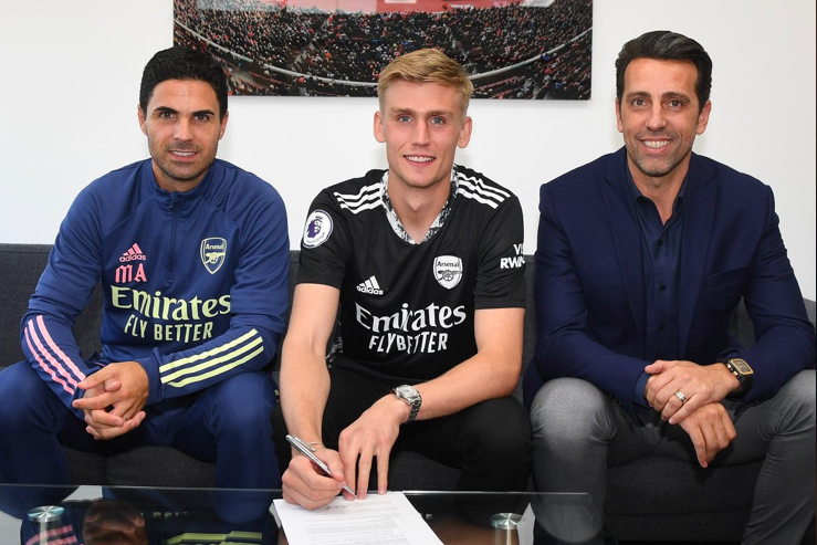 Arsenal sign new player - Bóng Đá