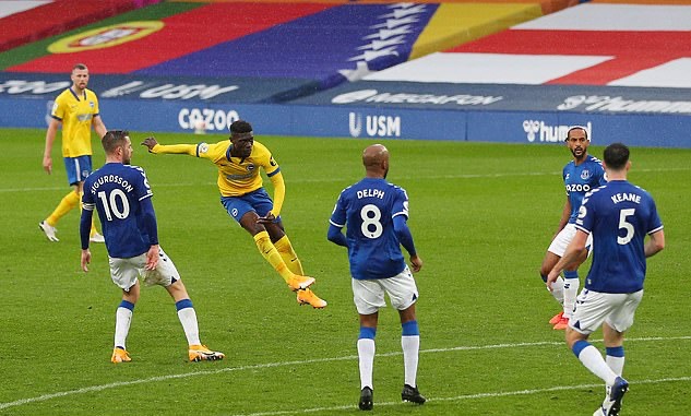 James Rodriguez thăng hoa tột đỉnh, Everton vùi dập đối thủ 4 bàn - Bóng Đá