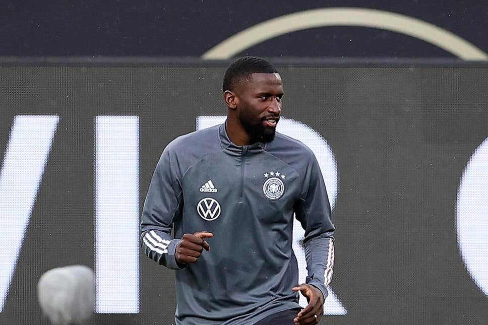 Antonio Rudiger 'tried everything' to leave Chelsea, claims Germany boss Joachim Low - Bóng Đá