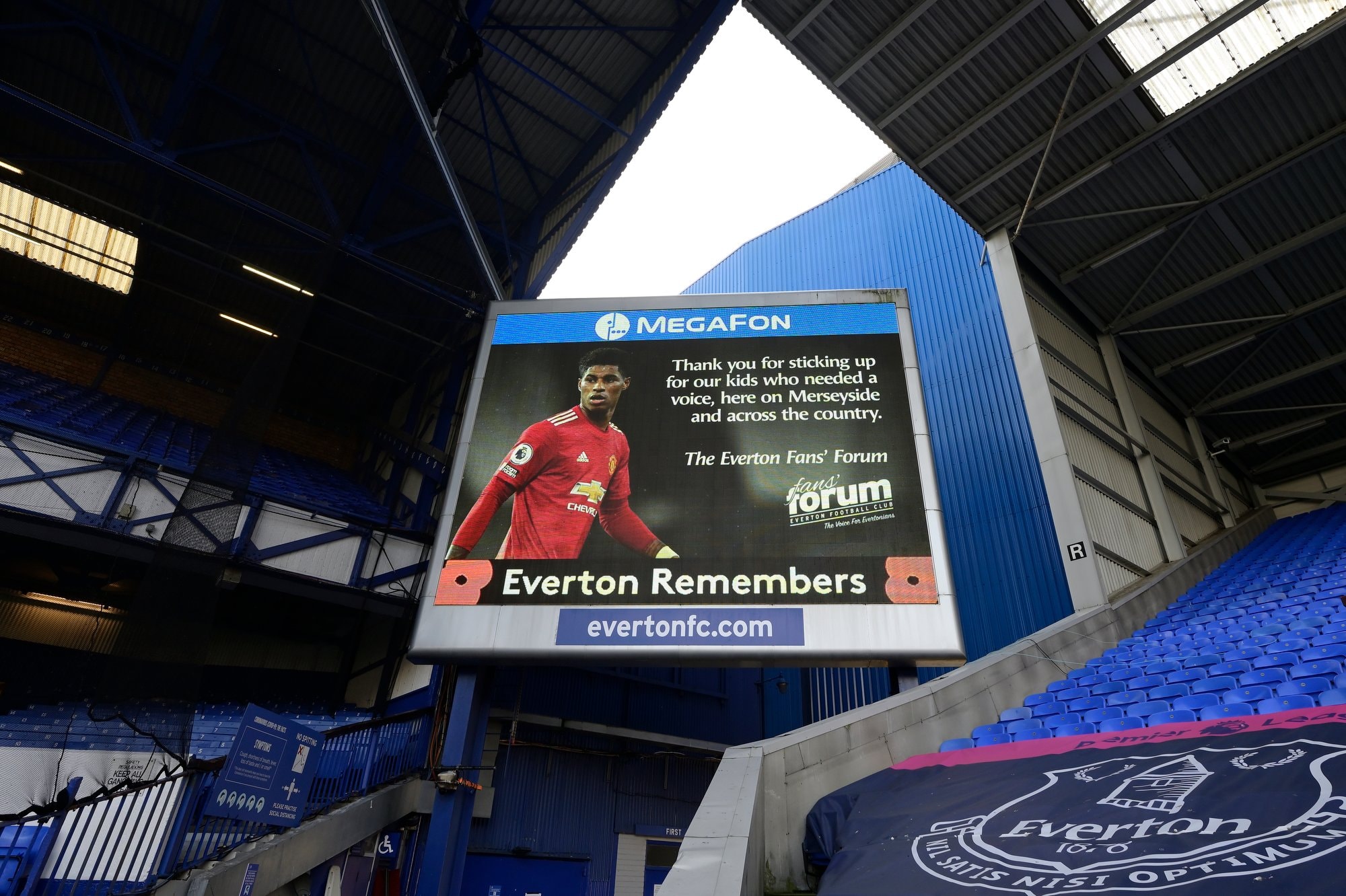 TRỰC TIẾP Everton - Man Utd: Cú sốc Greenwood, Pogba dự bị - Bóng Đá