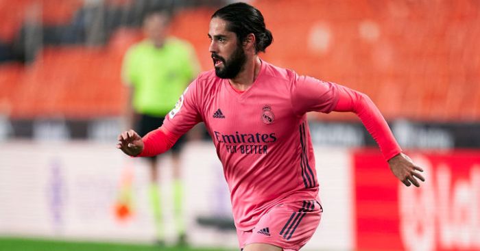 Real Madrid waiting for Arsenal to move for faded star Isco - Bóng Đá