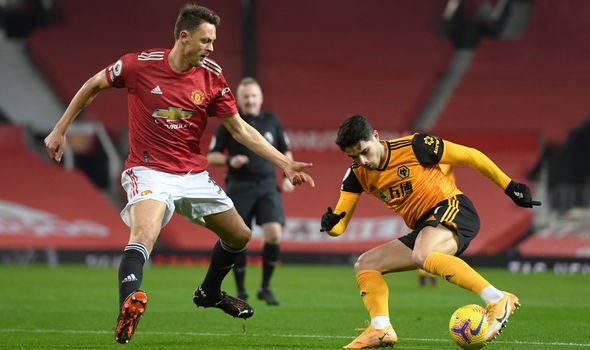 Lee Dixon - Two Manchester United stars slammed for 'appalling' performance against Wolves - Bóng Đá