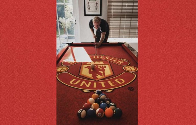 (Photo) Man United fans will love Donny van de Beek’s latest purchase - Bóng Đá
