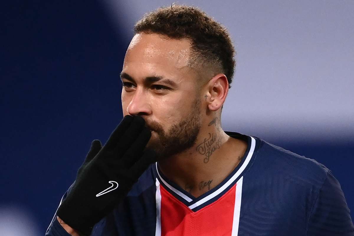 Neymar to have a 10 percent chance of being available to play against Barca early next month. - Bóng Đá