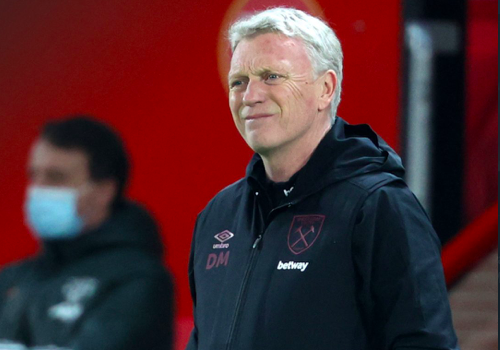 8. Chỉ Harry Redknapp (15) là có nhiều trận đấu trên sân khách hơn HLV David Moyes tại Old Trafford mà không thể giành chiến thắng. Theo đó, Moyes chưa bao giờ thắng trong 14 lần viếng thăm sân nhà của đội bóng cũ (4 hòa, 10 thua).