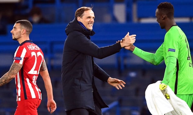 Tuchel rạng rỡ sau trận thắng.