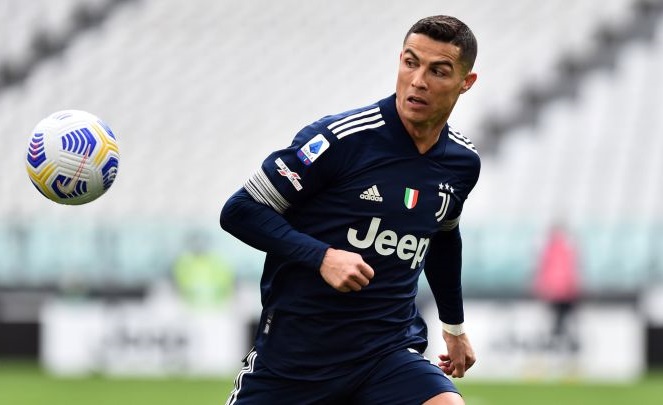 JUVENTUS CONSIDER TWO STRIKERS TO PARTNER CRISTIANO - Bóng Đá