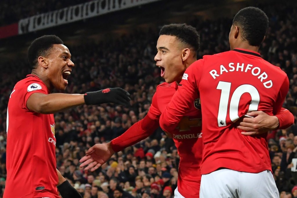 Ngoài ra, những Anthony Martial, Mason Greenwood và Marcus Rashford cũng không phải là một tiền đạo cắm điển hình.