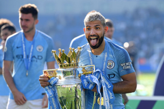 Man City handed Sergio Aguero option to stay but was made aware of major summer plans - Bóng Đá