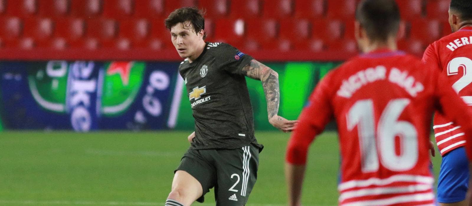 Màn trình diễn của Lindelof vs Granada - Bóng Đá