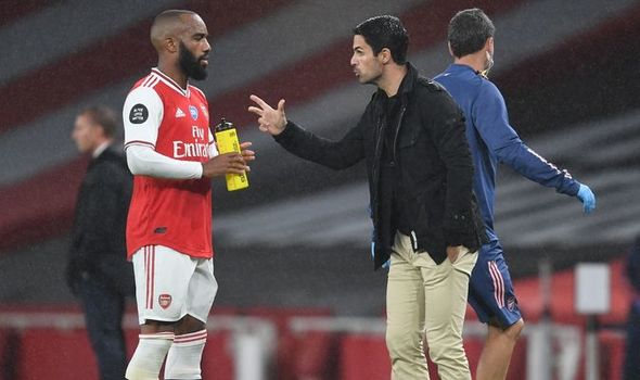 Mikel Arteta provides shock injury update on Kieran Tierney and Alexandre Lacazette - Bóng Đá