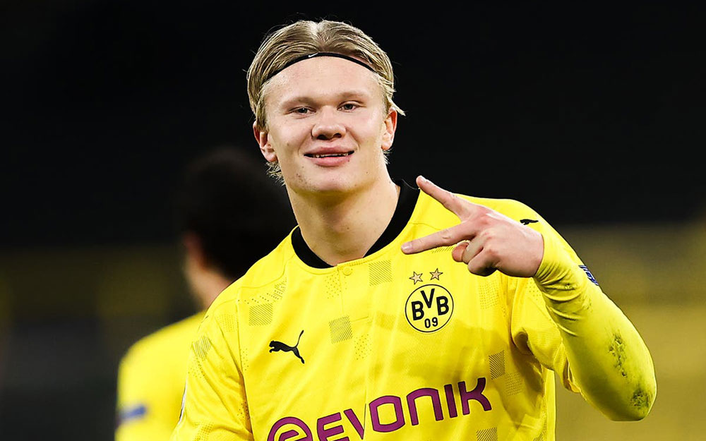 Borussia Dortmund CEO Hans-Joachim Watzke has said that striker Erling Haaland will remain at the club next season. - Bóng Đá