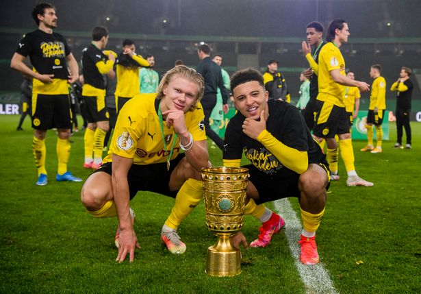 Dortmund open door to Man Utd signing Jadon Sancho - but Erling Haaland “staying” - Bóng Đá