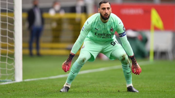 Barcelona have reportedly offered 22-year-old Italian international Gianluigi Donnarumma a five-year deal worth €10 million per year. - Bóng Đá