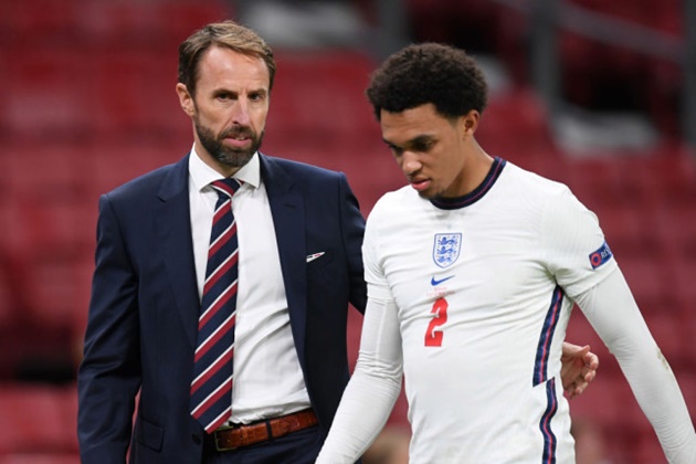 Shaw để lại hình ảnh gây sốc, tuyển Anh nguy to trước EURO - Bóng Đá